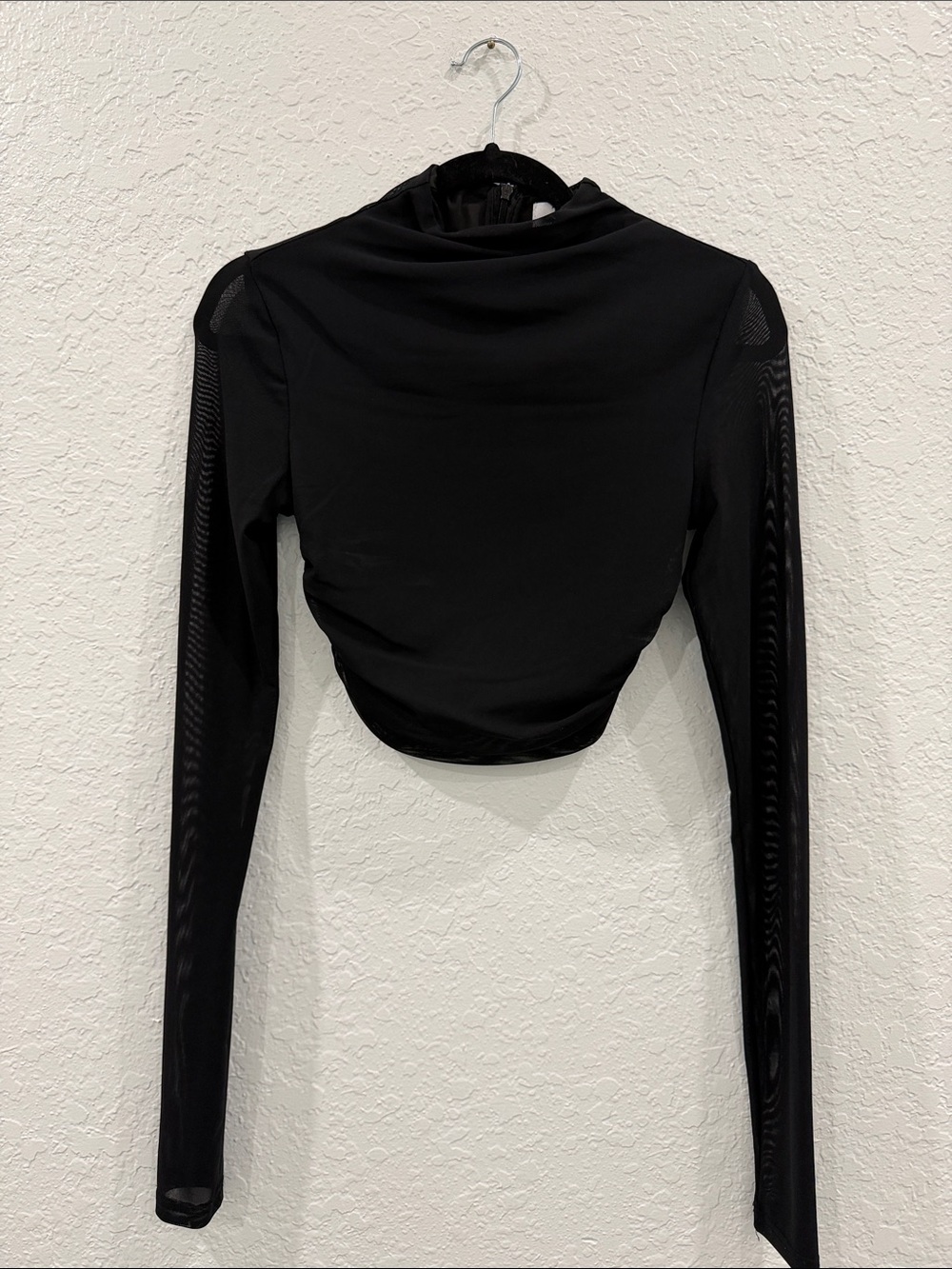Tiger Mist Black Long-Sleeve Crop Top with Mesh Sleeves